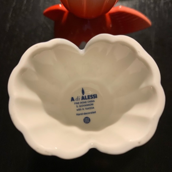 A di Alessi Goldfish 4 Eggcups
fine bone china Hand-decorated BNWB - Picture 3 of 6